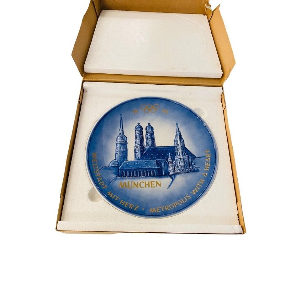 1972 Goebel West Germany Frauenkirche with City Hall and Cathedral Collectors Pl